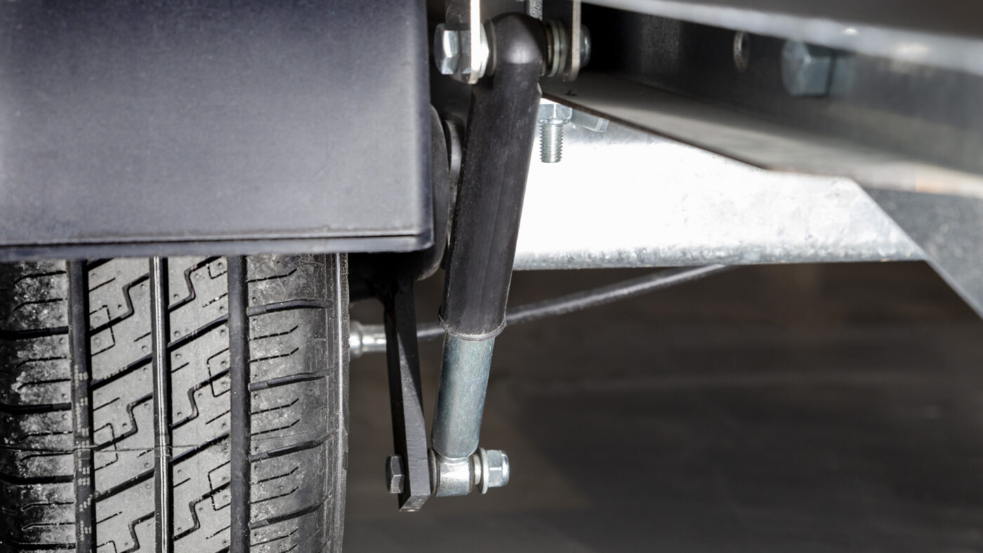 Iskunvaimenninsetti +125€